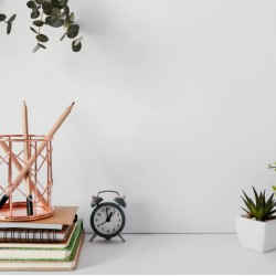 Stylish Desk Decor Ideas for a Productive Workspace