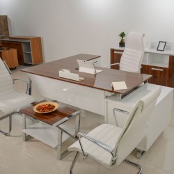 Astor Executive Desk Set